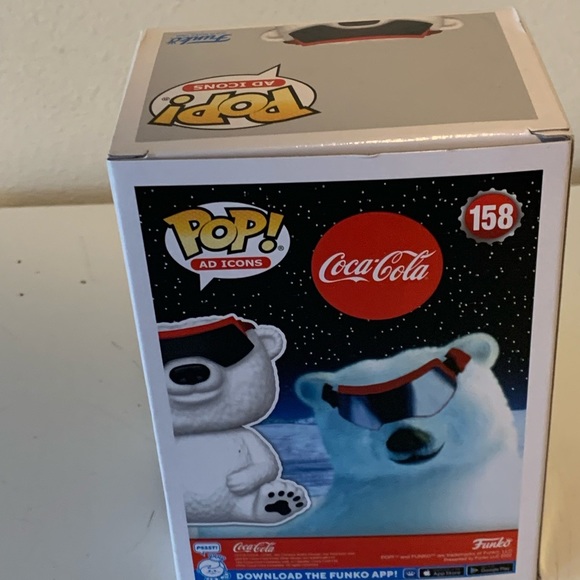 Funko Pop Coca Cola Polar Bear - Picture 3 of 5
